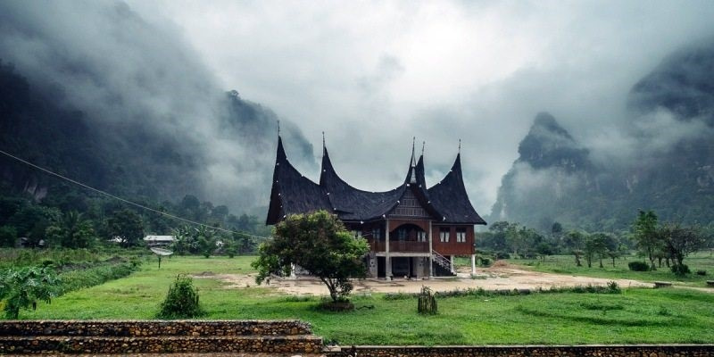 Waktu Terbaik untuk Sewa Mobil dan Wisata di Padang